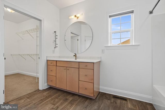 47 FRANKLIN DR, Mechanicsburg, PA 17055