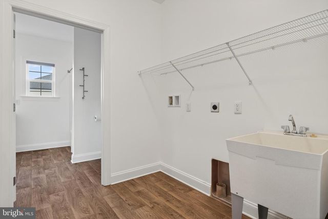 47 FRANKLIN DR, Mechanicsburg, PA 17055