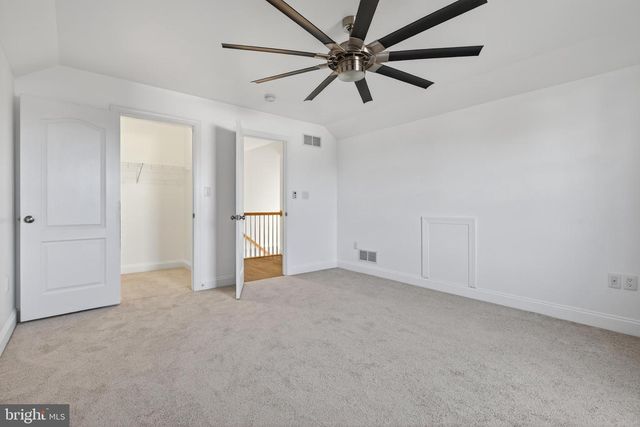 47 FRANKLIN DR, Mechanicsburg, PA 17055