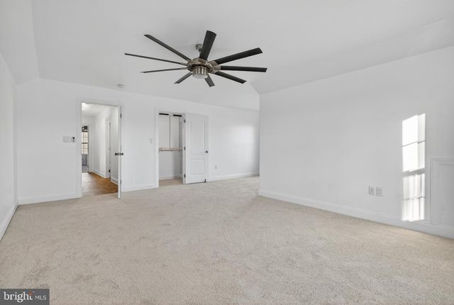 47 FRANKLIN DR, Mechanicsburg, PA 17055