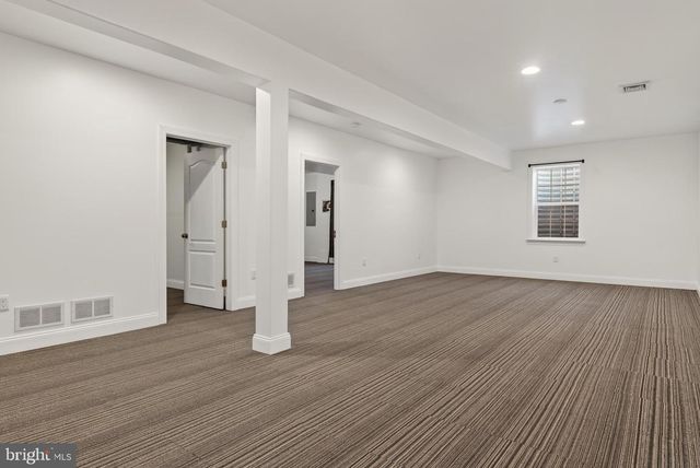 47 FRANKLIN DR, Mechanicsburg, PA 17055