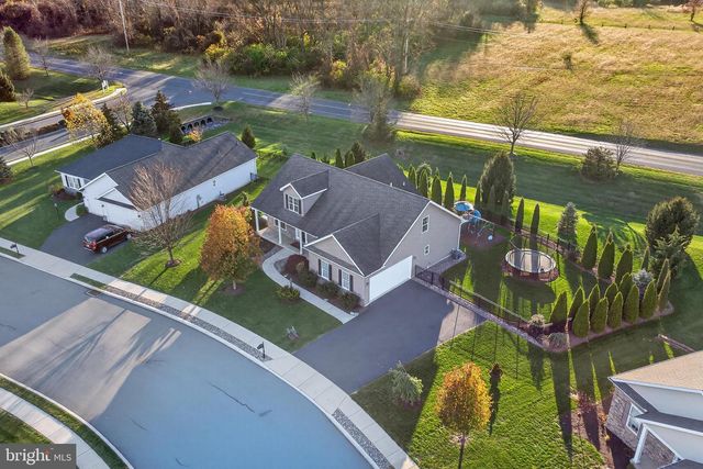 47 FRANKLIN DR, Mechanicsburg, PA 17055