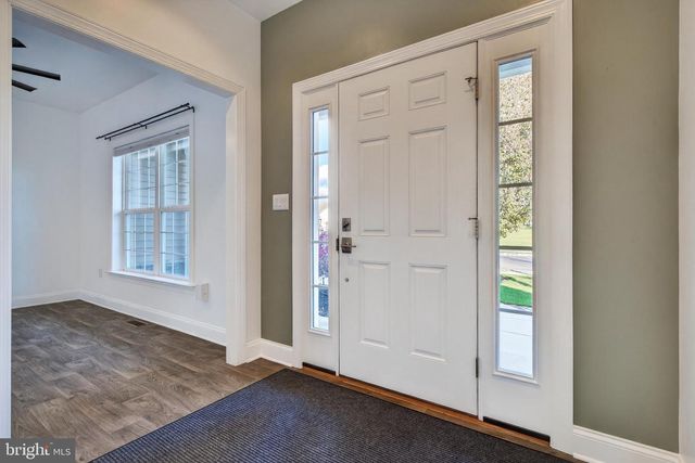 47 FRANKLIN DR, Mechanicsburg, PA 17055