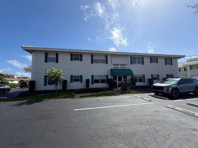 298 SW 6th Street 2080, Boca Raton, FL 33432
