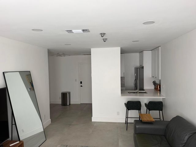 298 SW 6th Street 2080, Boca Raton, FL 33432