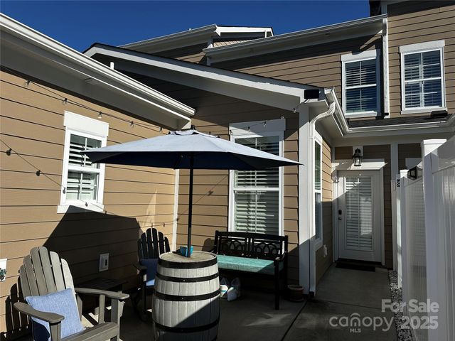 110 W Pine Street, Lincolnton, NC 28092