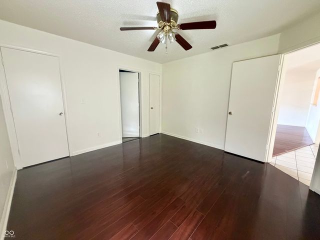 426 Red Tail Lane, Indianapolis, IN 46241
