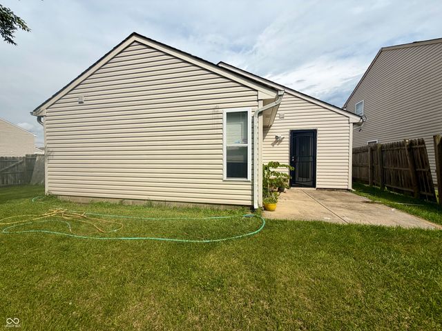 426 Red Tail Lane, Indianapolis, IN 46241
