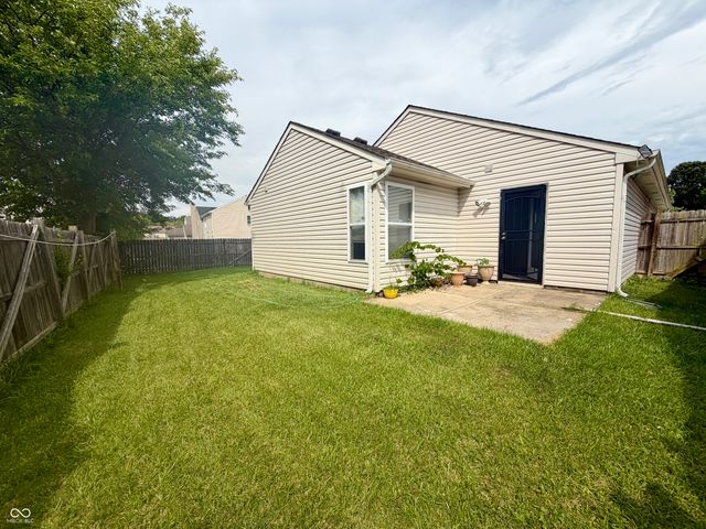 426 Red Tail Lane, Indianapolis, IN 46241