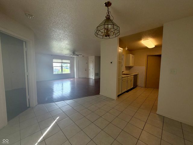 426 Red Tail Lane, Indianapolis, IN 46241