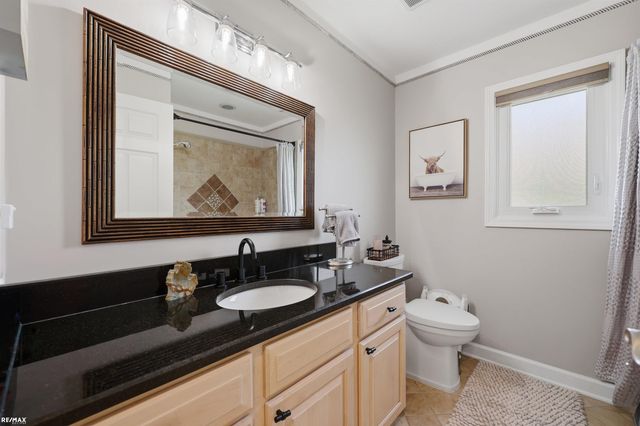 48822 Park Place Drive, Macomb Twp, MI 48044