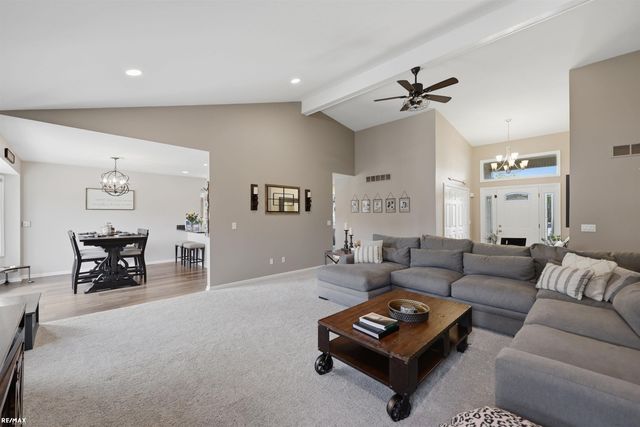 48822 Park Place Drive, Macomb Twp, MI 48044