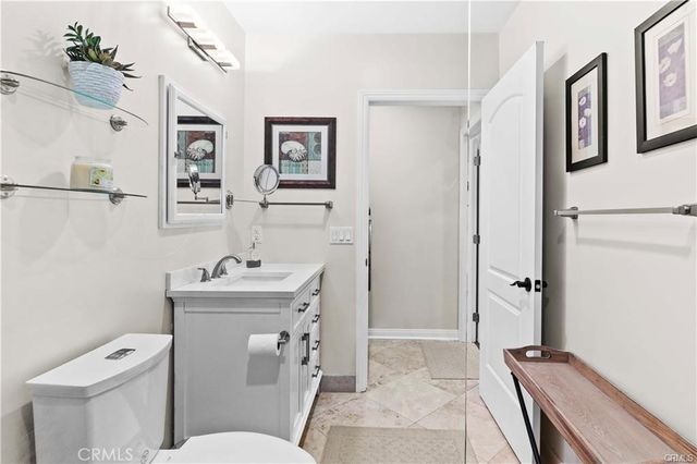 16577 16575 Knollwood, Granada Hills, CA 91344