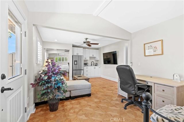 16577 16575 Knollwood, Granada Hills, CA 91344