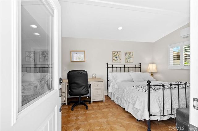 16577 16575 Knollwood, Granada Hills, CA 91344