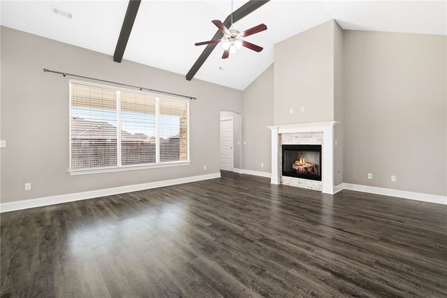 421 Caballo Street, Farmington, AR 72730