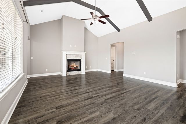 421 Caballo Street, Farmington, AR 72730