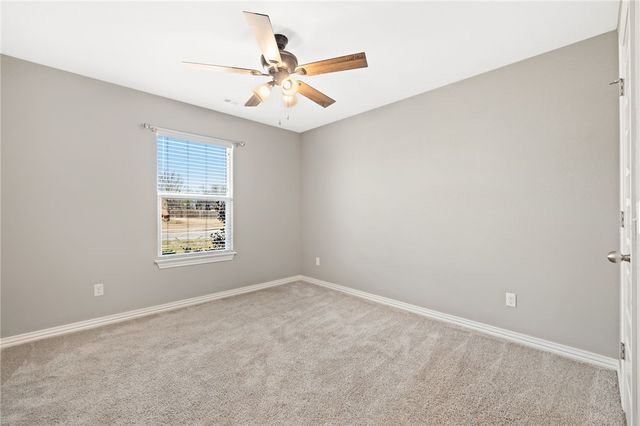 421 Caballo Street, Farmington, AR 72730