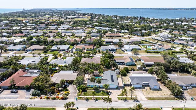 217 Ash Avenue, Melbourne Beach, FL 32951