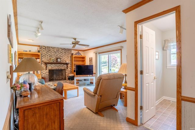 7400 Outer Gray Street, Newburgh, IN 47630
