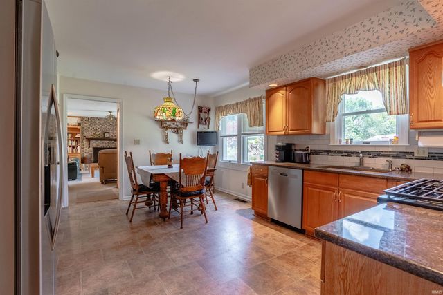 7400 Outer Gray Street, Newburgh, IN 47630