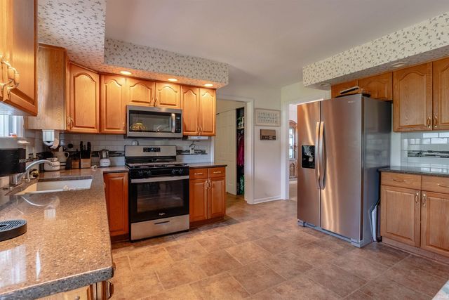 7400 Outer Gray Street, Newburgh, IN 47630
