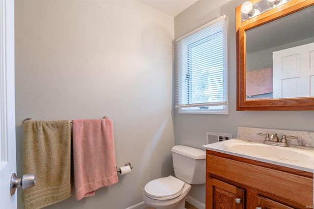 7400 Outer Gray Street, Newburgh, IN 47630