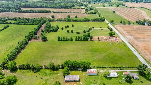 3077 Nashville Hwy, Lewisburg, TN 37091