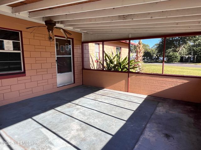 2111 SUNRISE Drive, Jacksonville, FL 32246