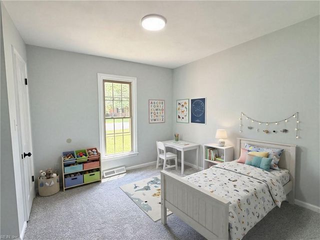 140 Haviland RD, Chesapeake, VA 23320