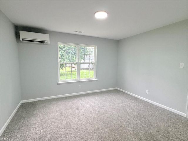 140 Haviland RD, Chesapeake, VA 23320