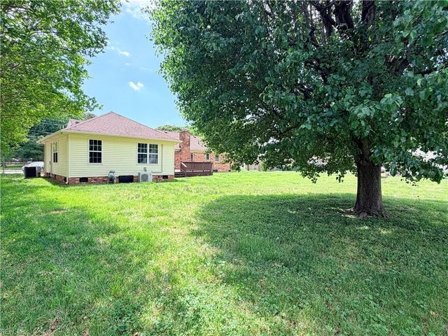 140 Haviland RD, Chesapeake, VA 23320