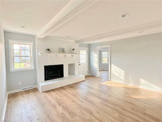 140 Haviland RD, Chesapeake, VA 23320