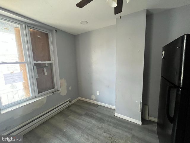 2006 S SIMPSON ST, Philadelphia, PA 19142