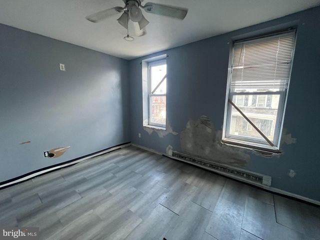 2006 S SIMPSON ST, Philadelphia, PA 19142