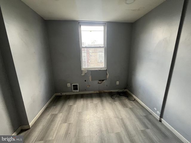 2006 S SIMPSON ST, Philadelphia, PA 19142