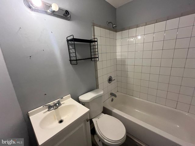 2006 S SIMPSON ST, Philadelphia, PA 19142