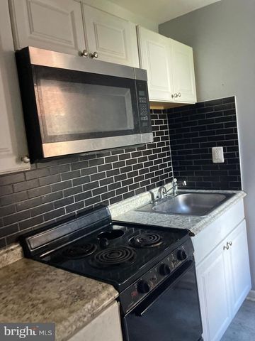 2006 S SIMPSON ST, Philadelphia, PA 19142