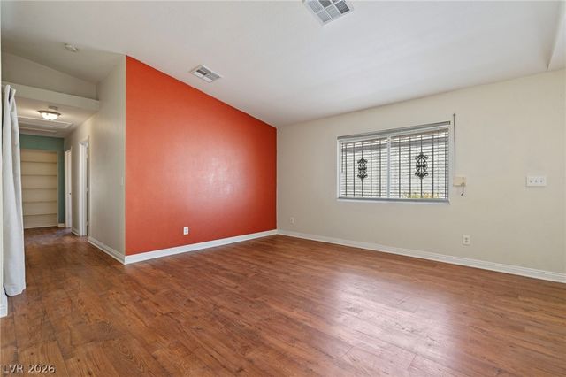 2204 Port Avenue, Las Vegas, NV 89106