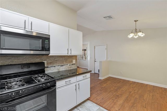 2204 Port Avenue, Las Vegas, NV 89106