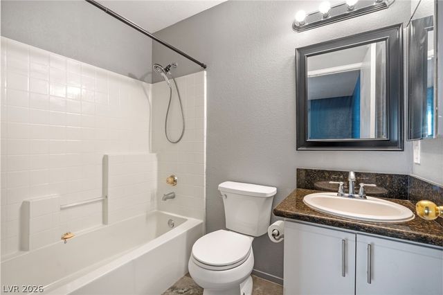 2204 Port Avenue, Las Vegas, NV 89106