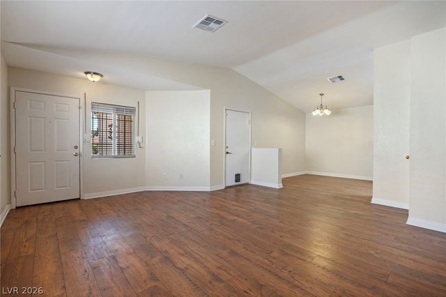 2204 Port Avenue, Las Vegas, NV 89106