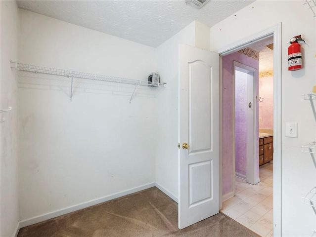 212 Cobblestone Lane, Mcdonough, GA 30252