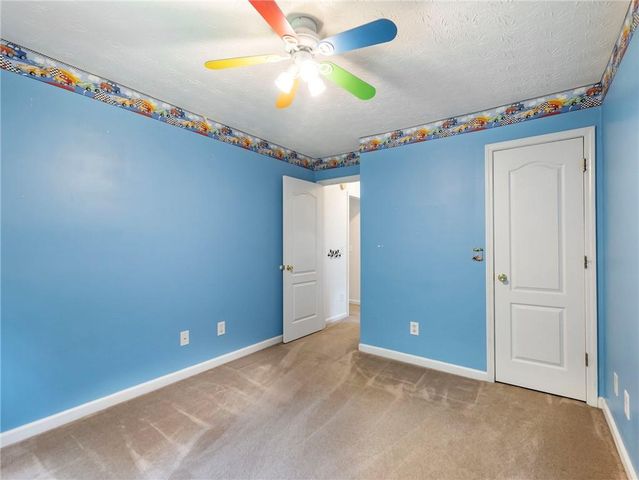 212 Cobblestone Lane, Mcdonough, GA 30252