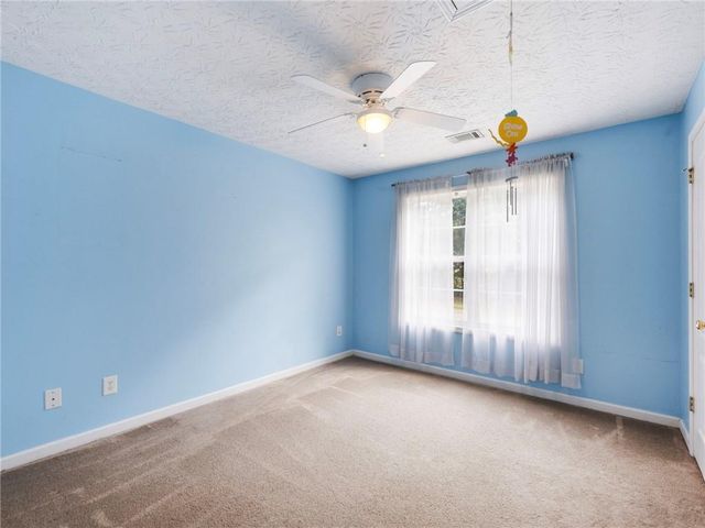 212 Cobblestone Lane, Mcdonough, GA 30252