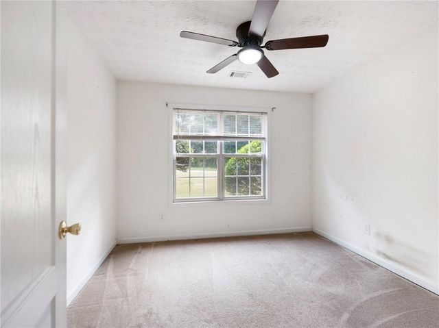 212 Cobblestone Lane, Mcdonough, GA 30252