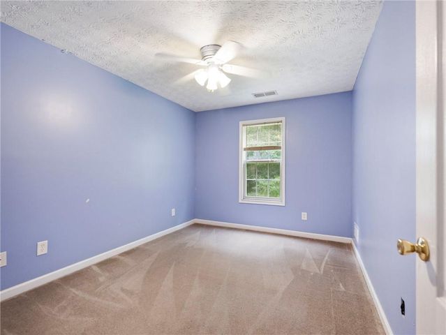 212 Cobblestone Lane, Mcdonough, GA 30252