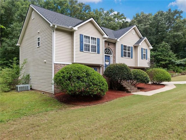212 Cobblestone Lane, Mcdonough, GA 30252