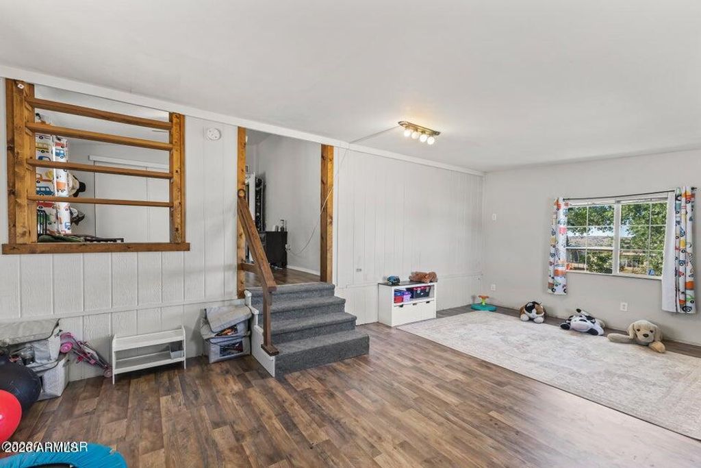 Image 23 of property listing at 480 FREEDOM Lane, Show Low, AZ 85901