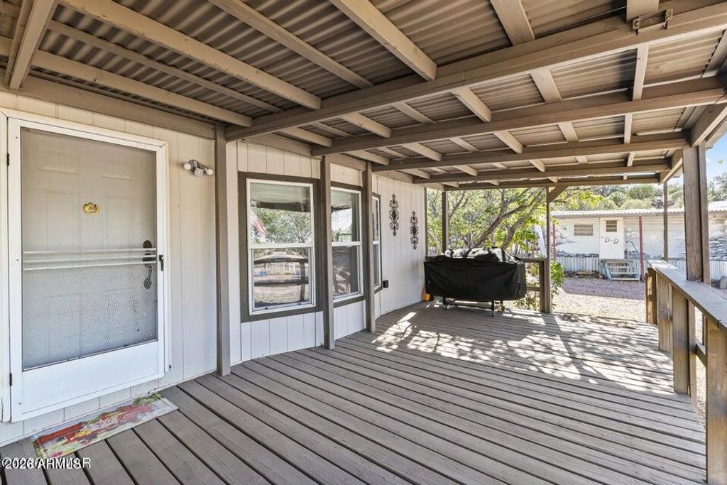 Image 27 of property listing at 480 FREEDOM Lane, Show Low, AZ 85901